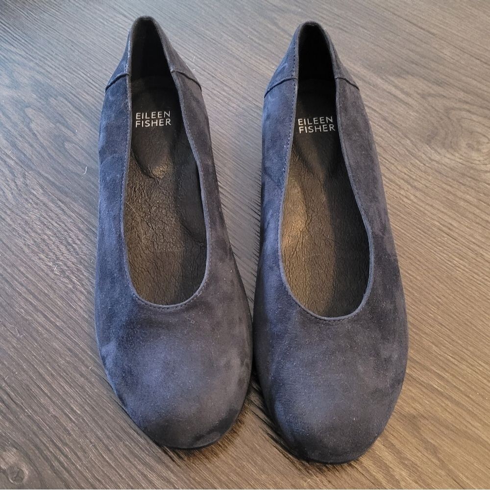Eileen Fisher Una 2 Navy Blue Suede Flats 7.5 Minimalist Comfort Slip On Wedge